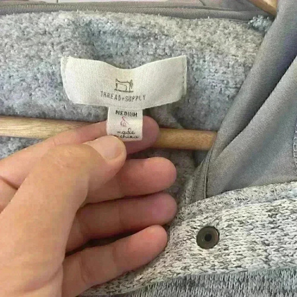 Thread & Supply Womens M Hooded LS 1/4 Button Pullover Heather Gray Pockets - Picture 5 of 13